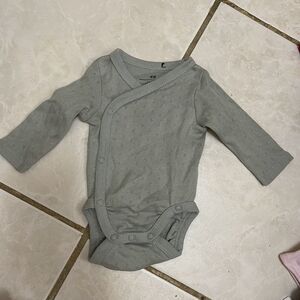 1107. H&M size newborn
